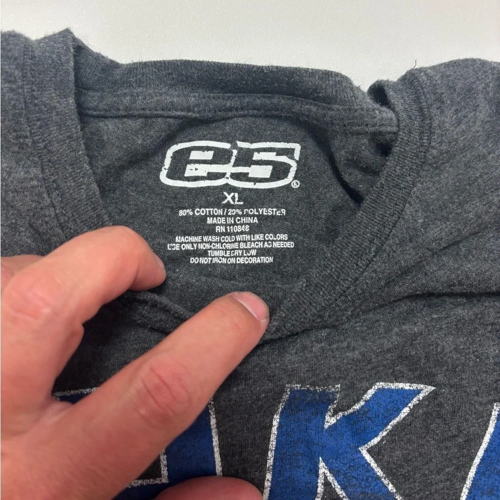Duke Blue Devils Long Sleeve T-Shirt Men’s XL Gray Graphic NCAA Tee
